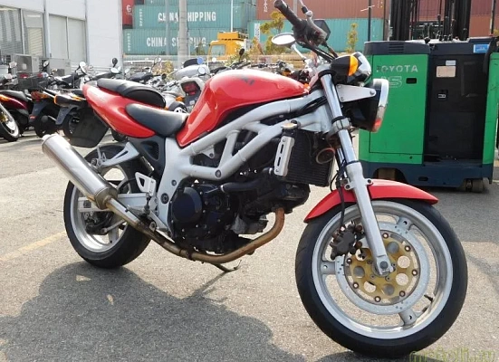Suzuki SV 400