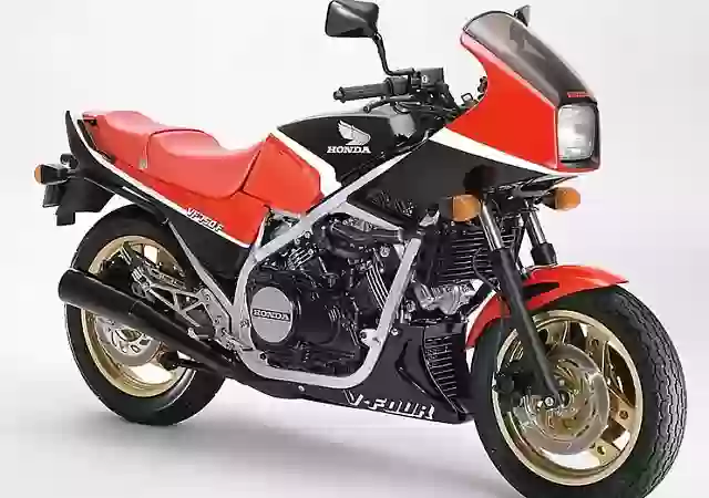 VF750F