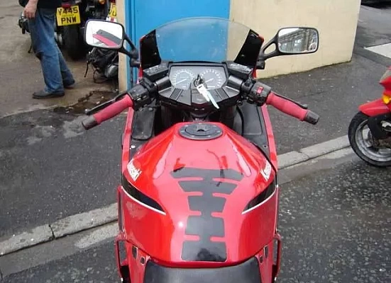 Kawasaki GPX 400