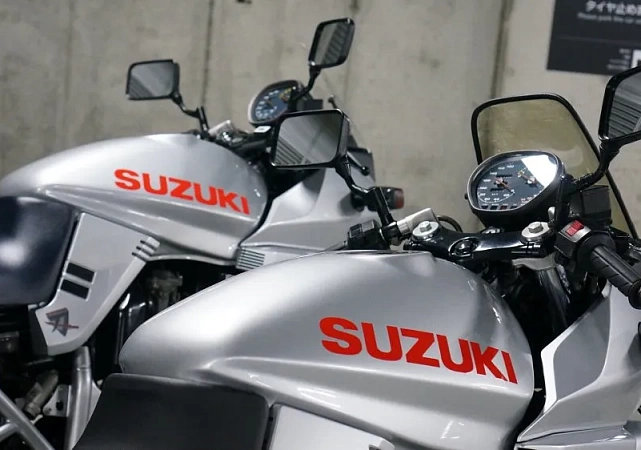 Мотоцикл Suzuki GSX400S - энциклопедия портала MotoHook Suzuki GSX400S