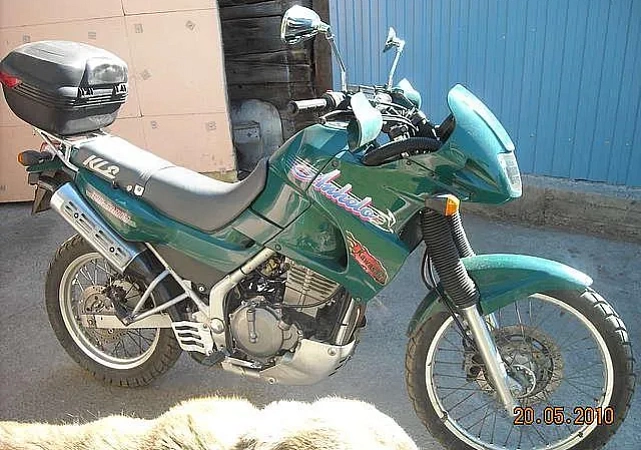 Мотоцикл Kawasaki KLE 250 - энциклопедия портала MotoHook Kawasaki KLE 250