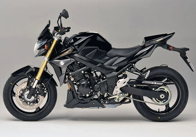 Suzuki GSR 750