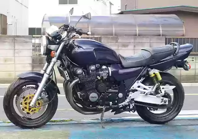 XJR 1200