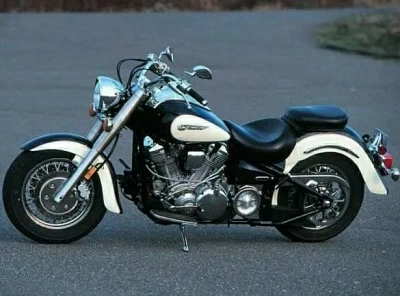 Yamaha XV1600