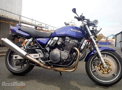 Suzuki GSX 750