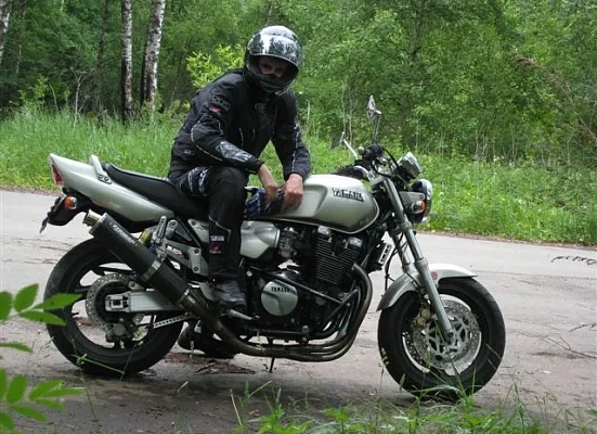 Yamaha XJR 1200