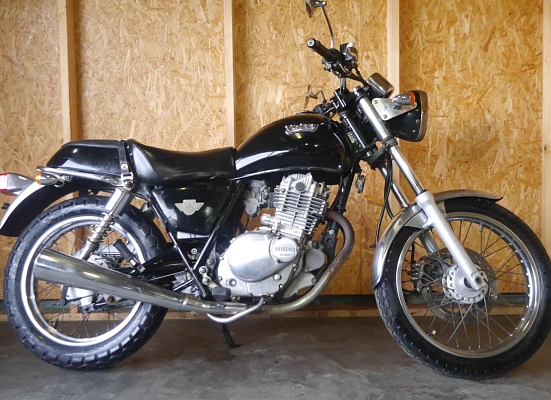 Suzuki TU250