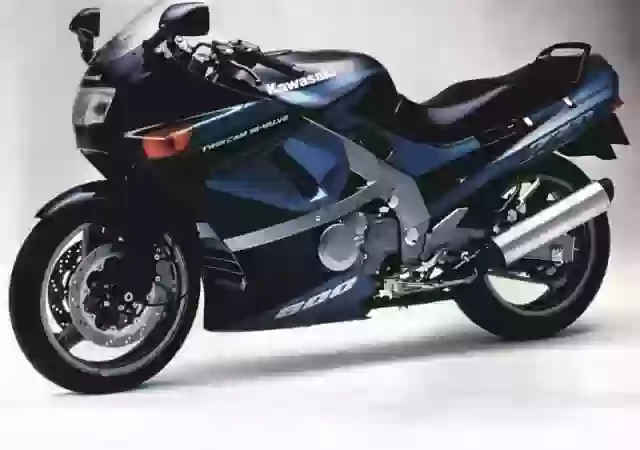 ZZR 600