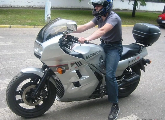 Honda VF1000F