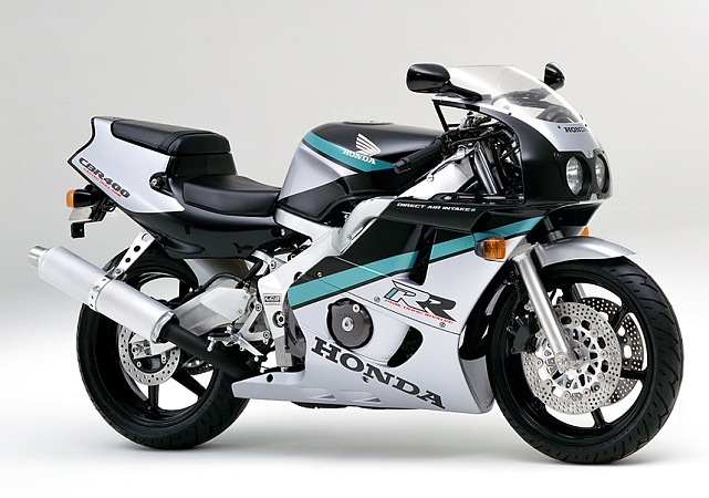 Honda CBR 400 (CBR400RR)