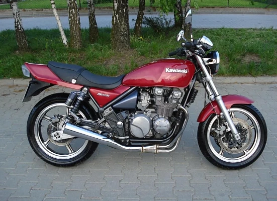 Kawasaki Zephyr 550