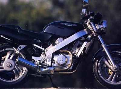 Honda Bros 650