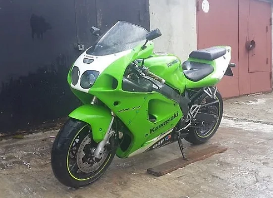 Kawasaki ZX-7R