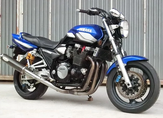 Yamaha XJR 1300