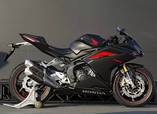 Honda CBR250RR (2017)