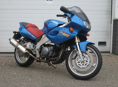 Yamaha SZR 660