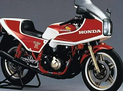 Honda CB1100R