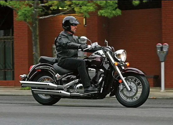 Suzuki Intruder С800