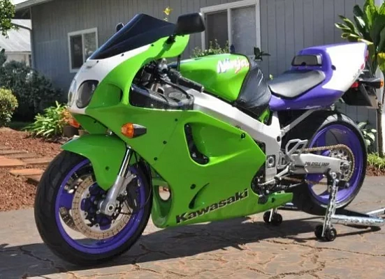 Kawasaki ZX-7R
