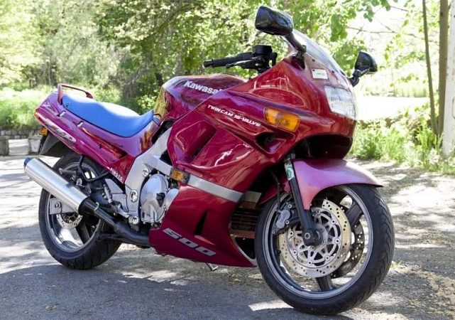 Kawasaki ZZR 500