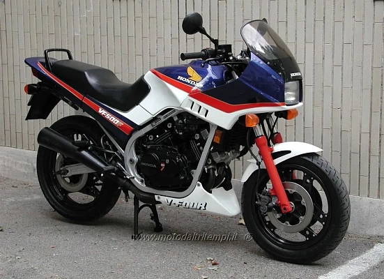 Honda VF500F