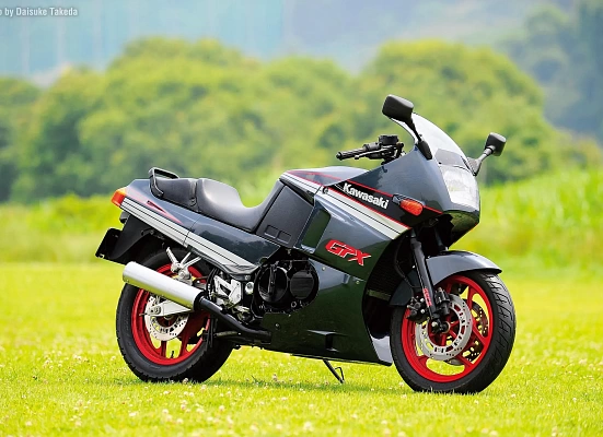 Kawasaki GPX 400