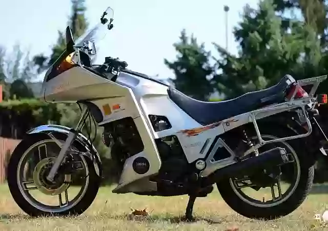 XJ650