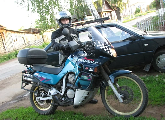 Honda XL 400V