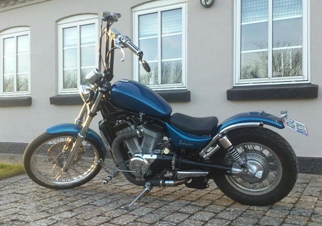 Suzuki VX800