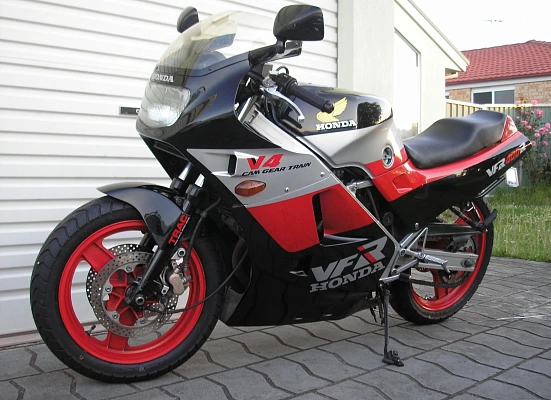 Honda VFR 400