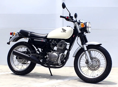 Honda CB223S