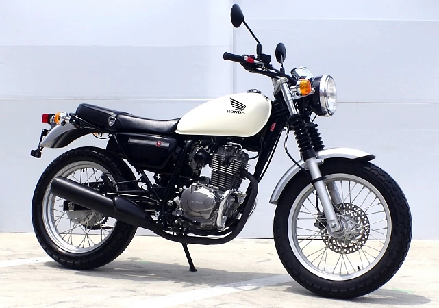 Honda CB223S
