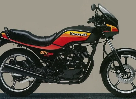 Kawasaki GPZ305