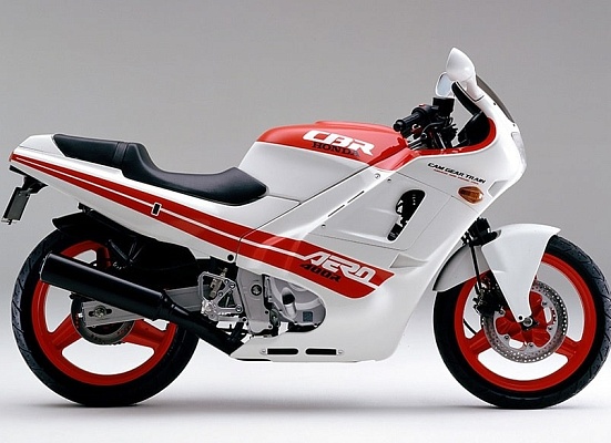 Honda CBR400R Aero