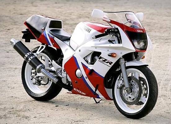 Yamaha FZR 400