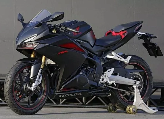 Honda CBR250RR (2017)