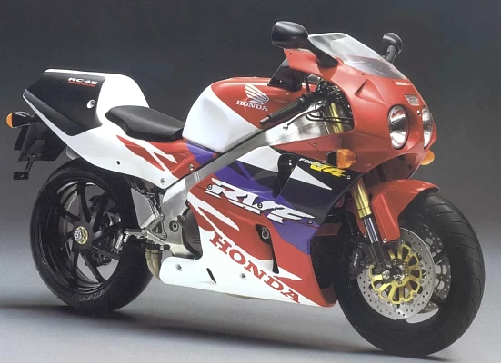 Honda RVF750