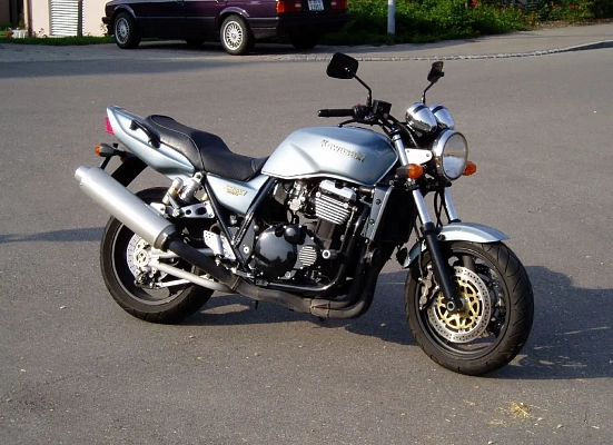 Kawasaki ZRX 1100