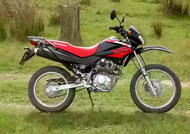 XR125